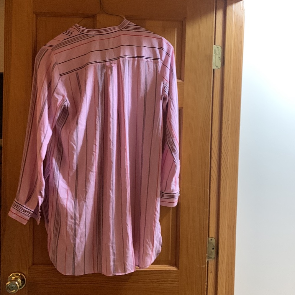 Ann Taylor Striped Blouse - Size M - Picture 4 of 4